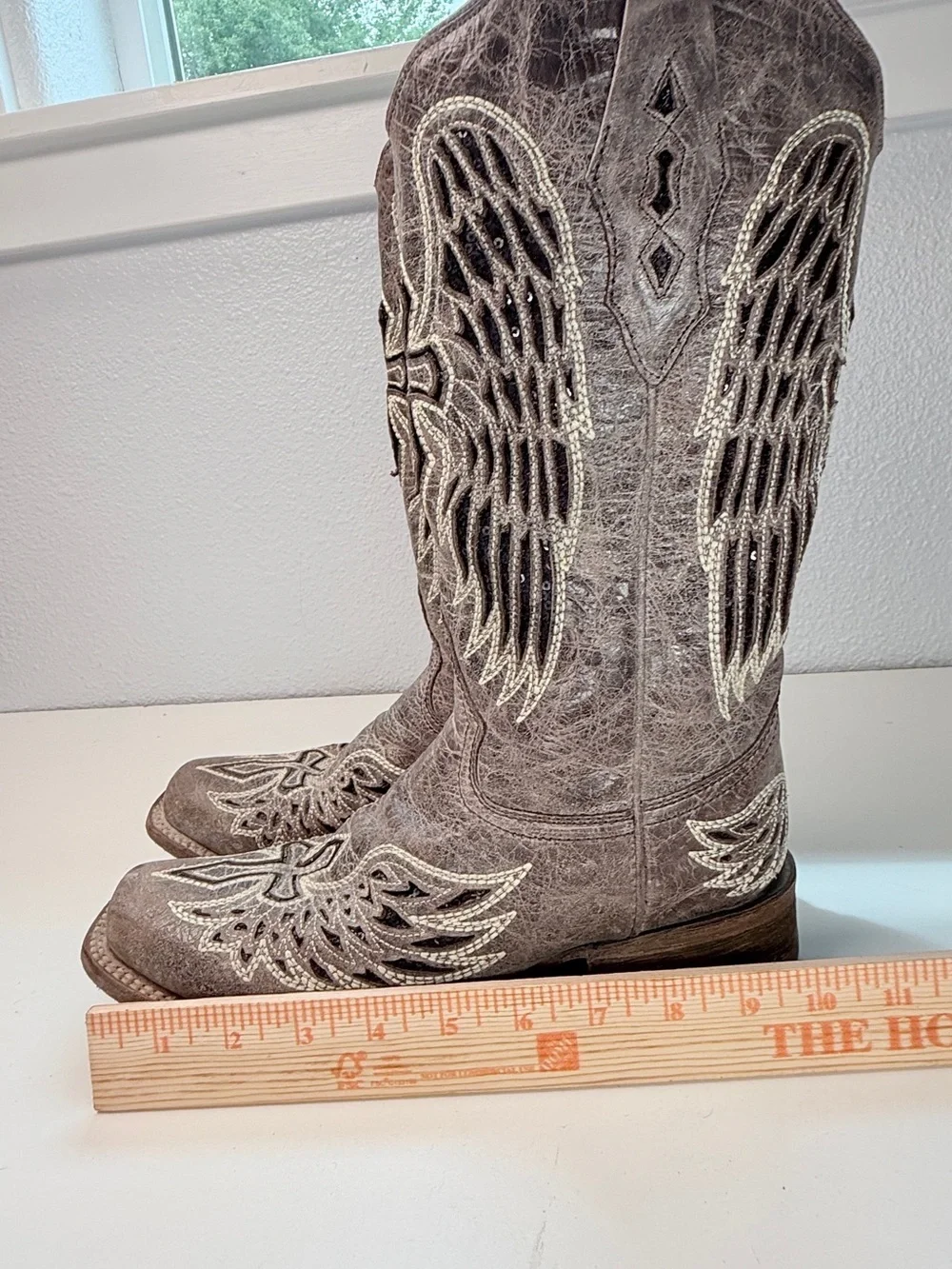 Corral vintage Angel Wing Crystal Western Cowboy Boots Distressed Leather 8.5